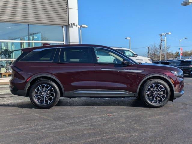 new 2025 Lincoln Nautilus car, priced at $61,565