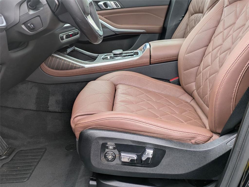 used 2024 BMW X7 car, priced at $59,998