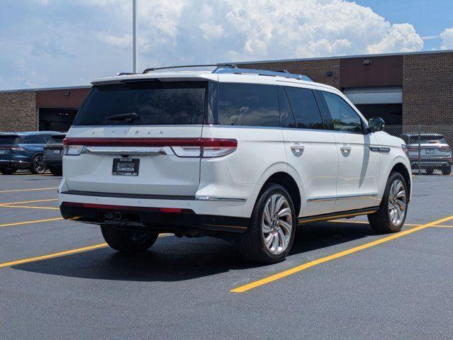 used 2022 Lincoln Navigator car, priced at $51,998