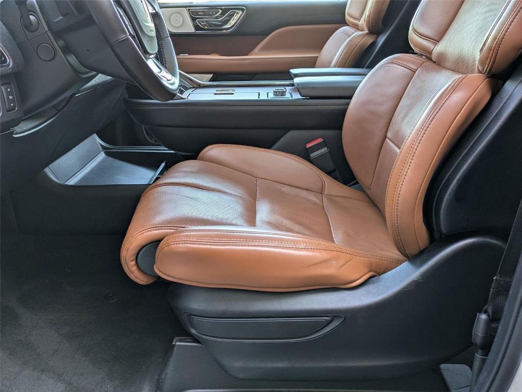 used 2020 Lincoln Navigator car, priced at $38,798