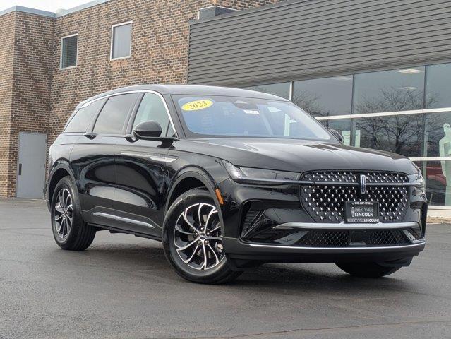 new 2025 Lincoln Nautilus car, priced at $56,130