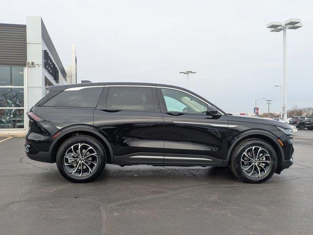 new 2025 Lincoln Nautilus car, priced at $56,130