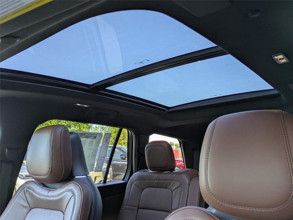 new 2025 Lincoln Aviator car, priced at $80,090