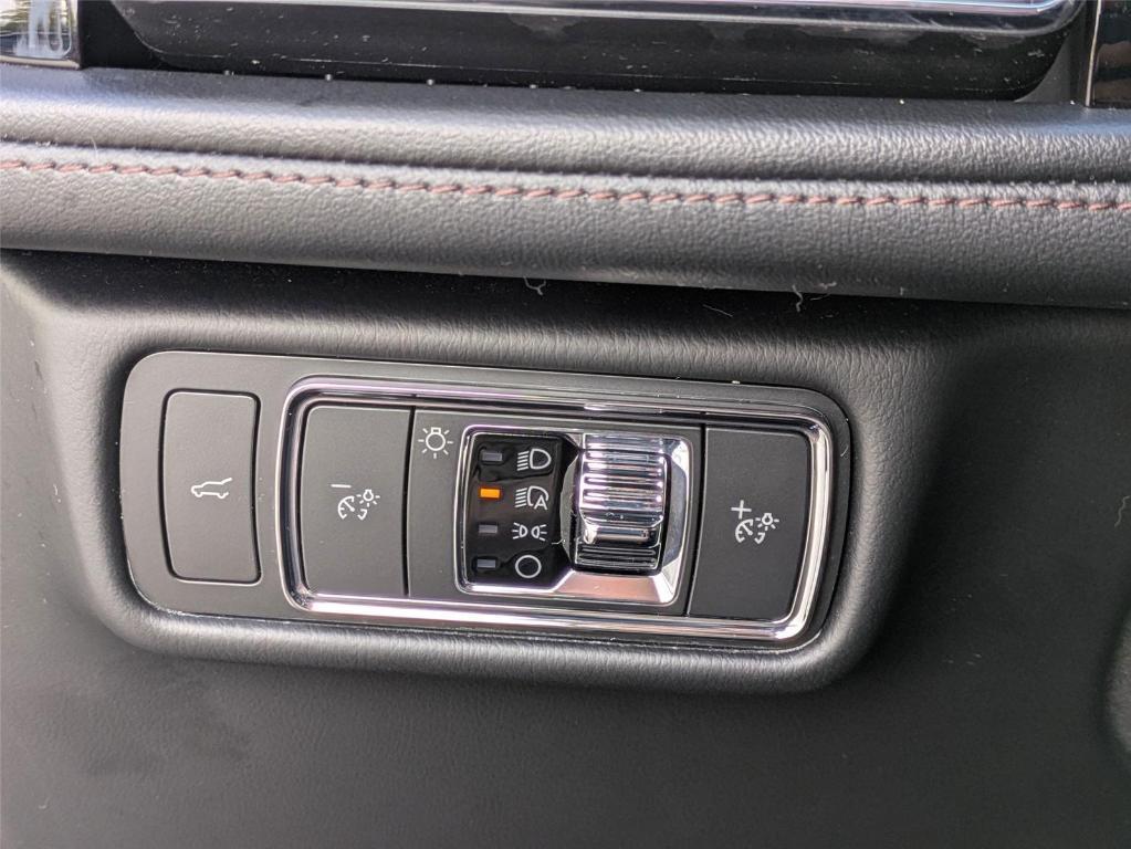 used 2023 Lincoln Aviator car, priced at $46,498