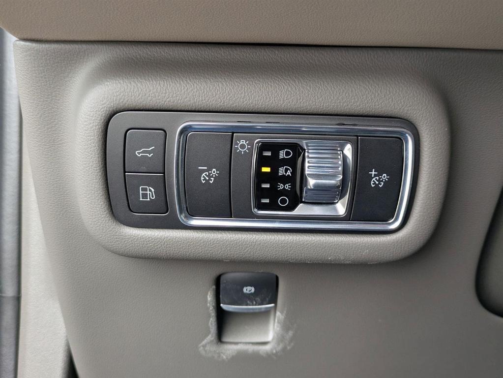 new 2025 Lincoln Nautilus car, priced at $64,705