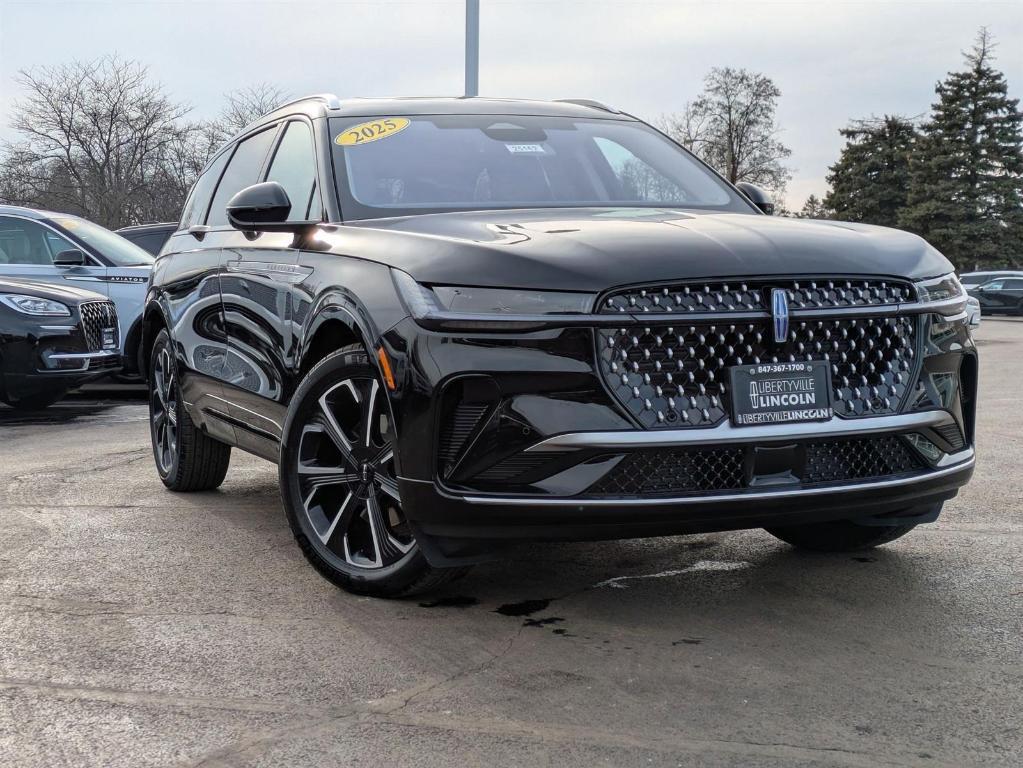new 2025 Lincoln Nautilus car, priced at $64,705