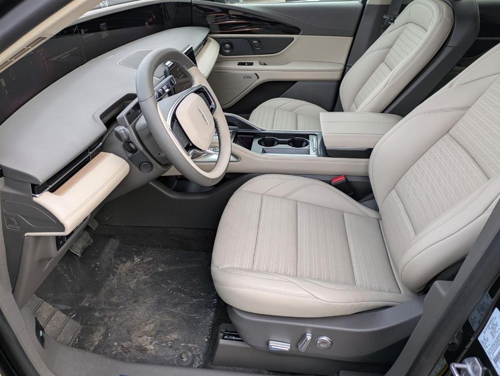 new 2025 Lincoln Nautilus car, priced at $64,705