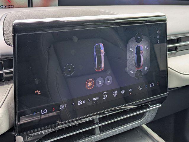 new 2025 Lincoln Nautilus car, priced at $51,880
