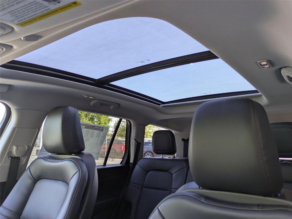 new 2025 Lincoln Aviator car, priced at $62,990