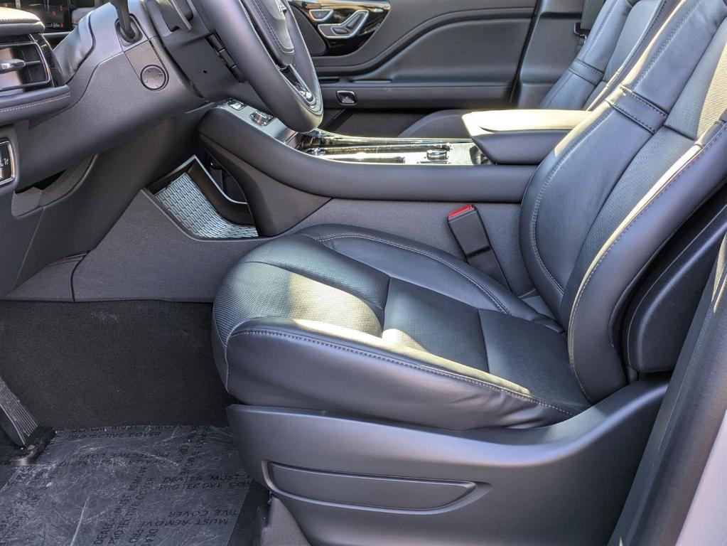 new 2025 Lincoln Aviator car, priced at $71,855