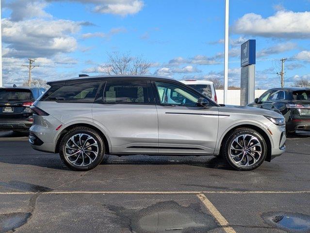 new 2025 Lincoln Nautilus car, priced at $65,750