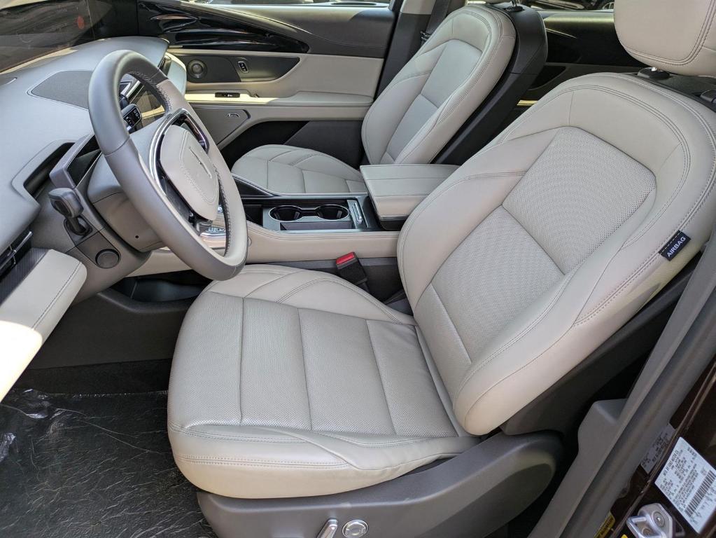 new 2025 Lincoln Nautilus car, priced at $61,065