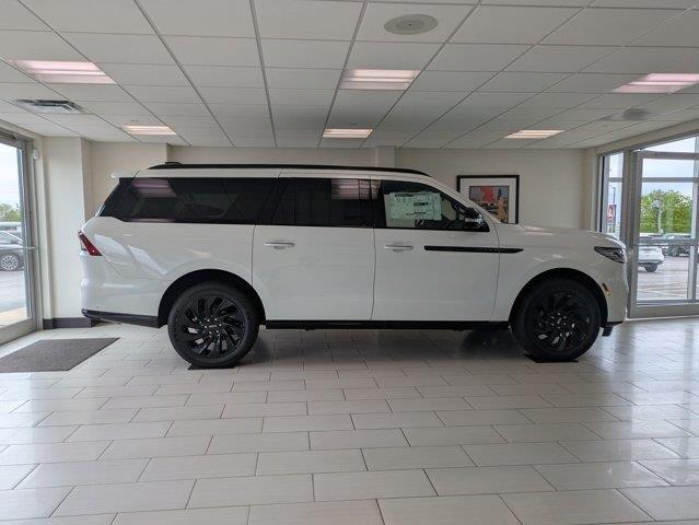 new 2025 Lincoln Navigator L car, priced at $108,915