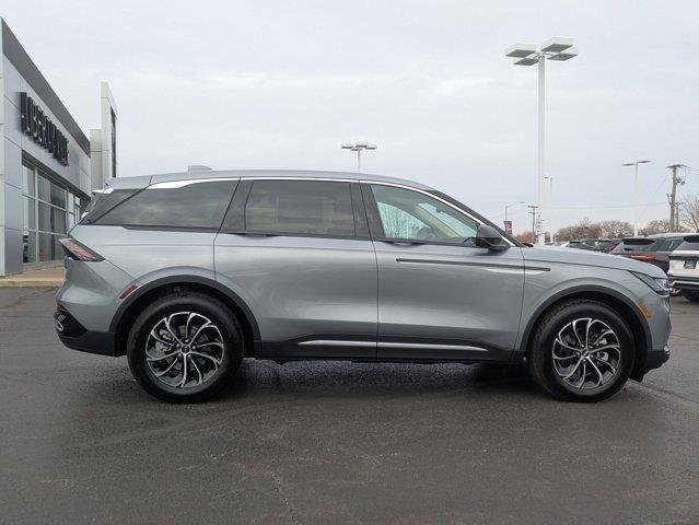 new 2025 Lincoln Nautilus car, priced at $61,665