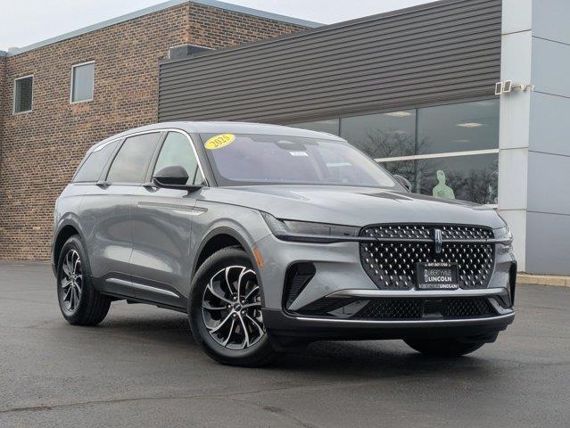 new 2025 Lincoln Nautilus car, priced at $61,665