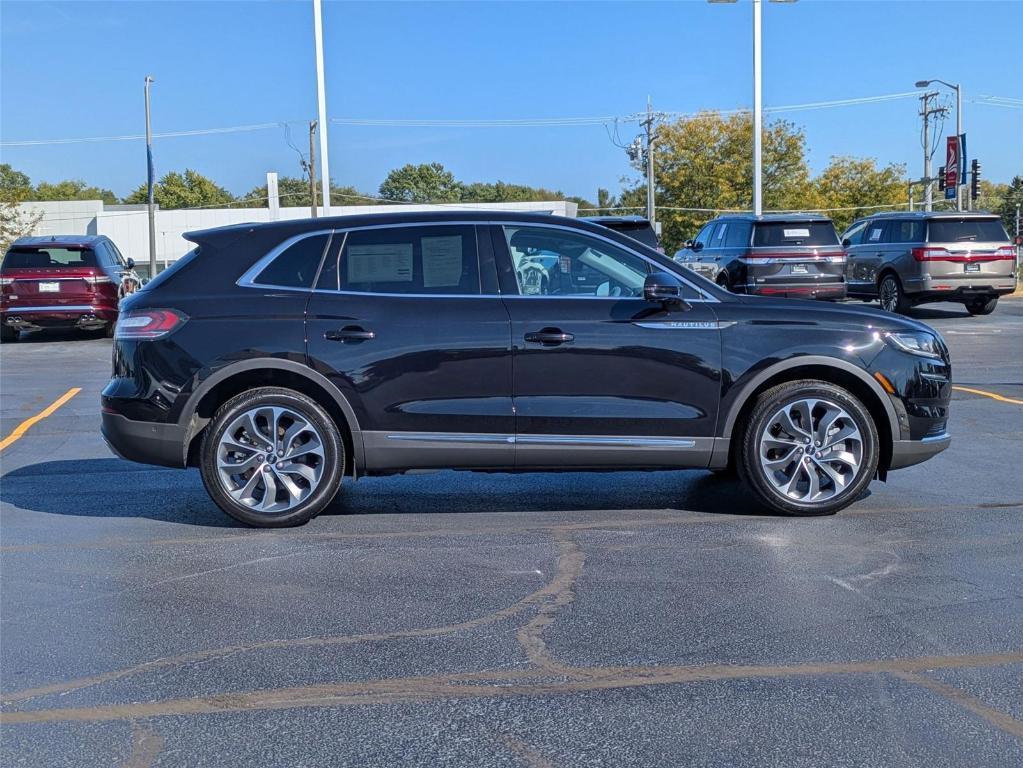 used 2022 Lincoln Nautilus car, priced at $40,615