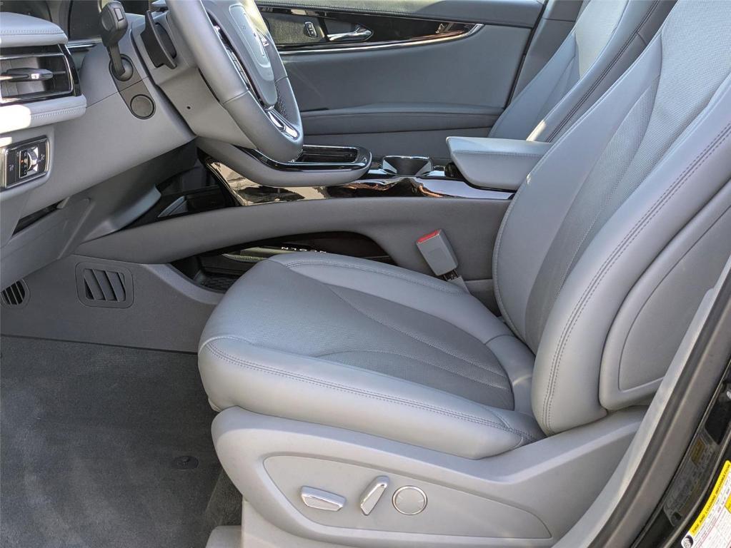 used 2022 Lincoln Nautilus car, priced at $40,615