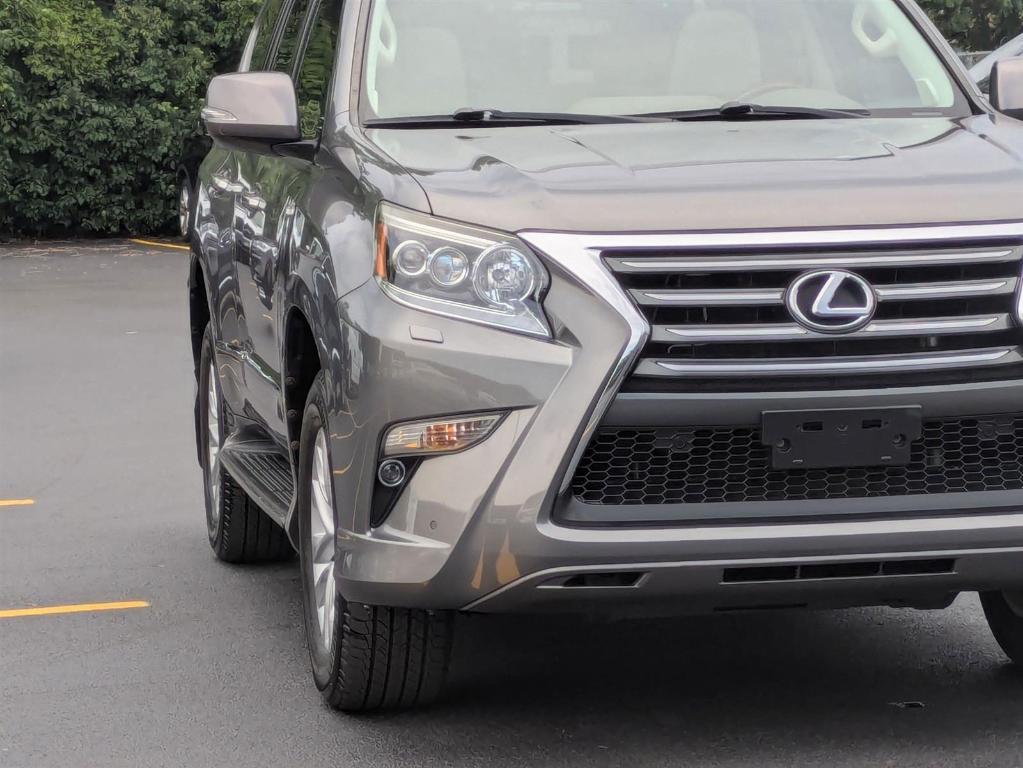 used 2014 Lexus GX 460 car, priced at $27,800