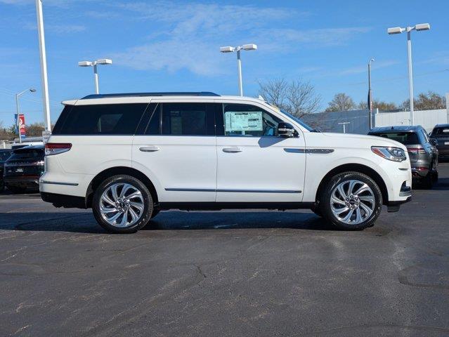 new 2024 Lincoln Navigator car, priced at $100,225