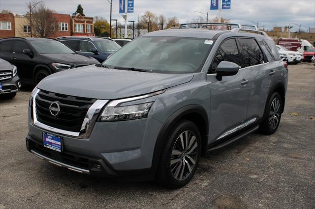 used 2022 Nissan Pathfinder car, priced at $35,783