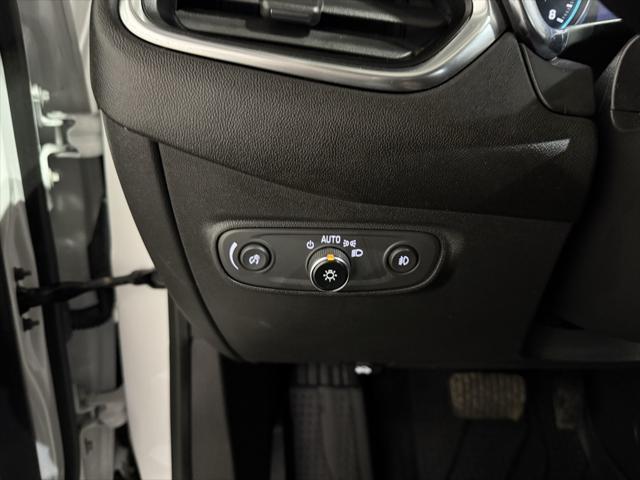 used 2022 Chevrolet Equinox car, priced at $29,841