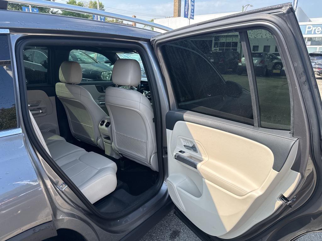 used 2020 Mercedes-Benz GLB 250 car, priced at $21,999