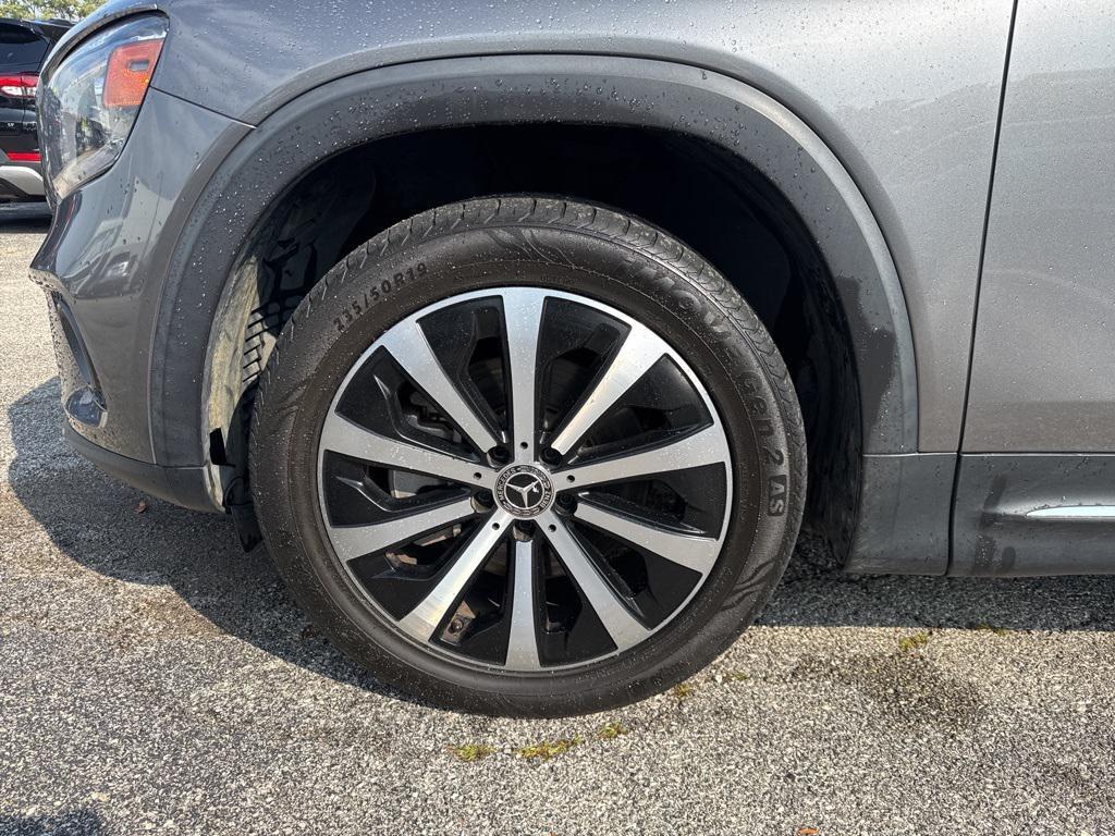 used 2020 Mercedes-Benz GLB 250 car, priced at $21,999