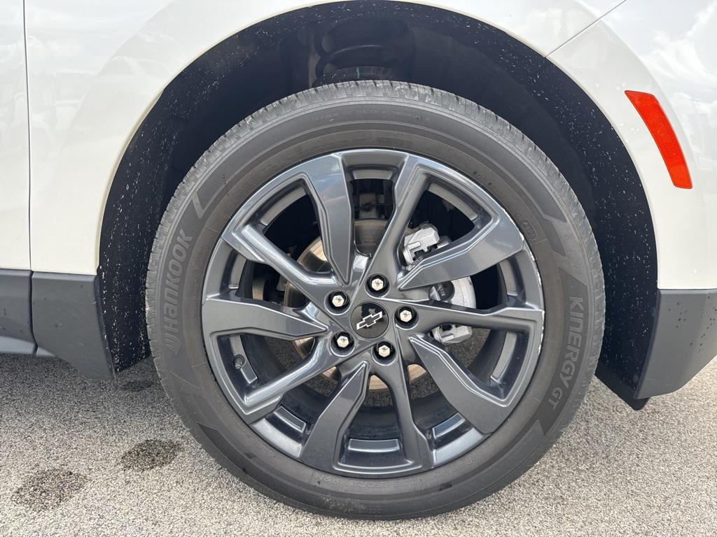 used 2024 Chevrolet Equinox car, priced at $25,465