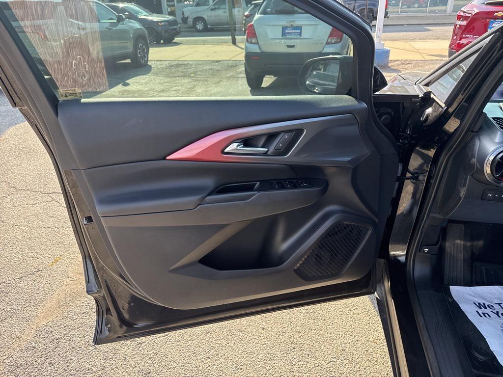 used 2025 Chevrolet Equinox EV car, priced at $30,490