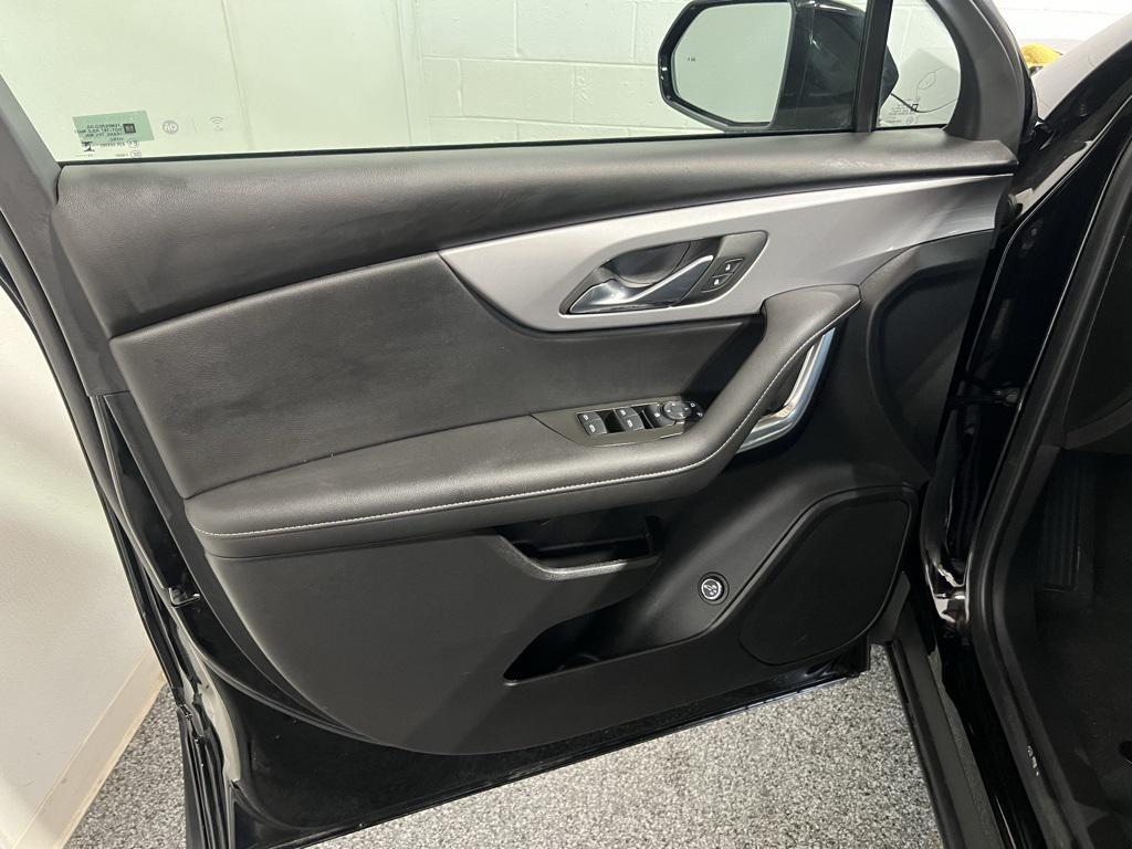 used 2025 Chevrolet Blazer car, priced at $28,617
