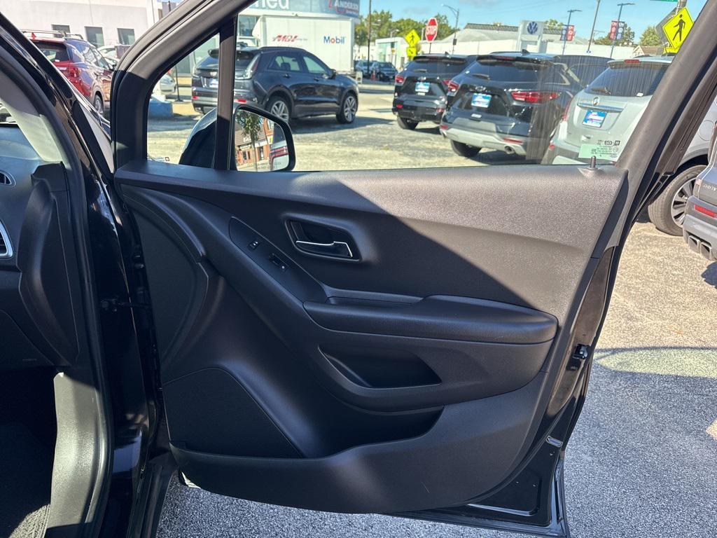 used 2021 Chevrolet Trax car, priced at $16,490