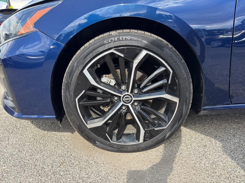 used 2023 Nissan Altima car, priced at $18,990