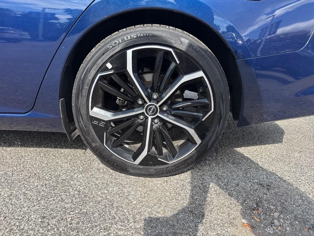 used 2023 Nissan Altima car, priced at $18,990