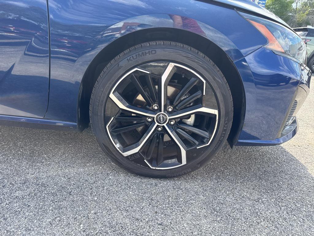 used 2023 Nissan Altima car, priced at $18,990