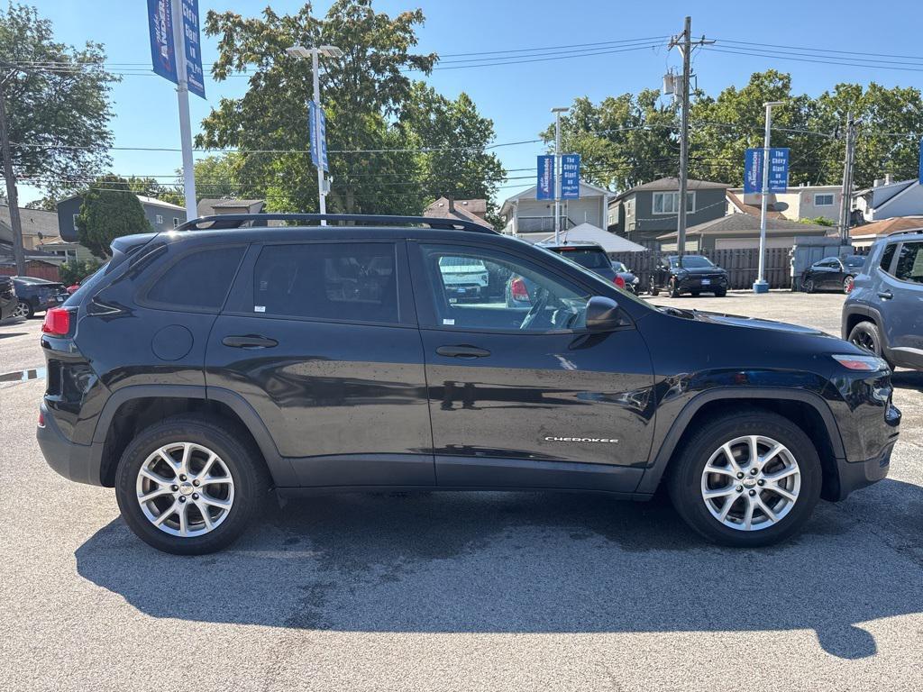 used 2016 Jeep Cherokee car, priced at $10,411