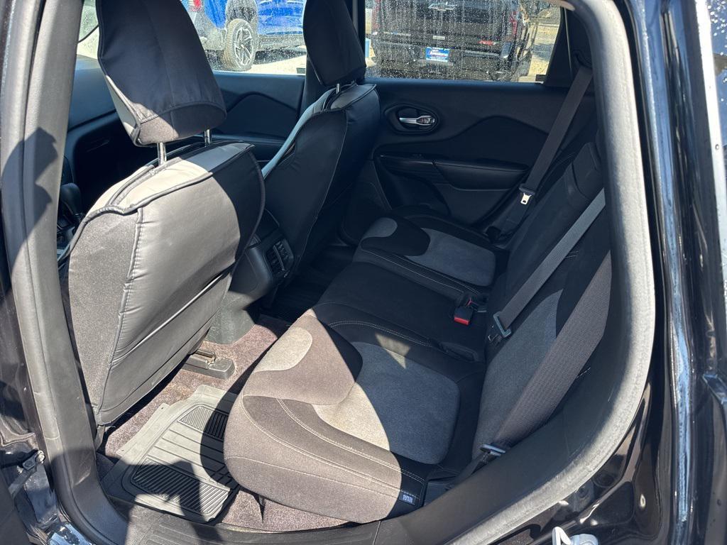 used 2016 Jeep Cherokee car, priced at $10,411