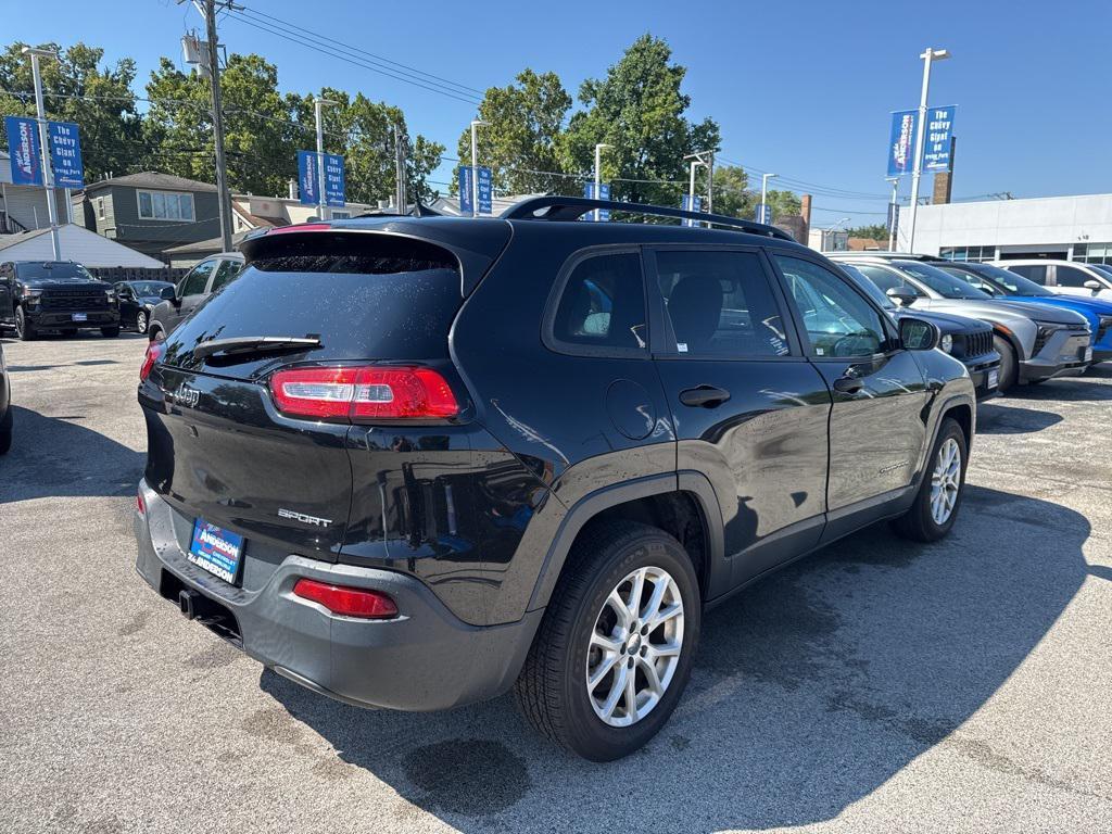 used 2016 Jeep Cherokee car, priced at $10,411