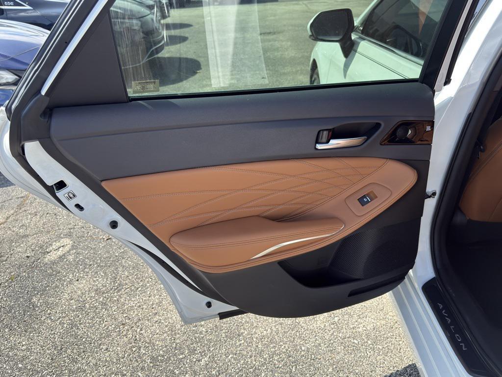 used 2019 Toyota Avalon car, priced at $29,999