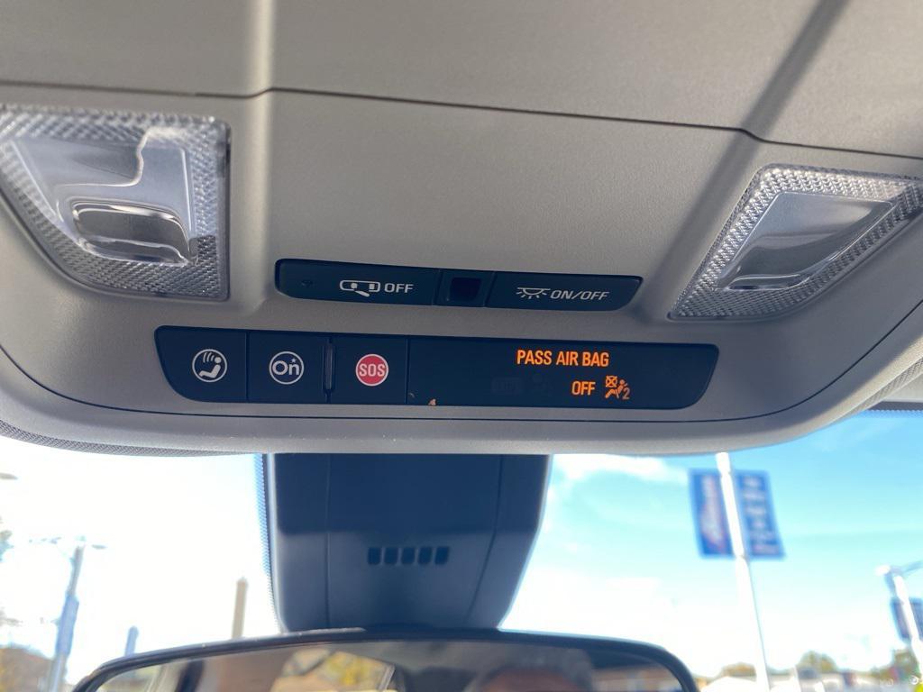 used 2024 Chevrolet Equinox car, priced at $21,990