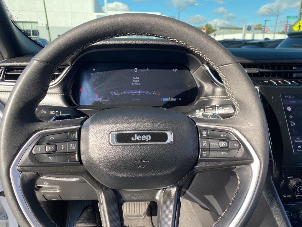 used 2024 Jeep Grand Cherokee car, priced at $28,490