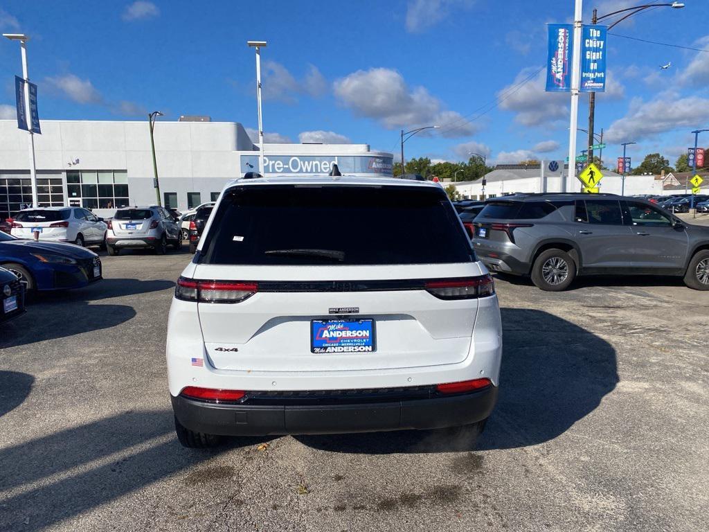 used 2024 Jeep Grand Cherokee car, priced at $28,490