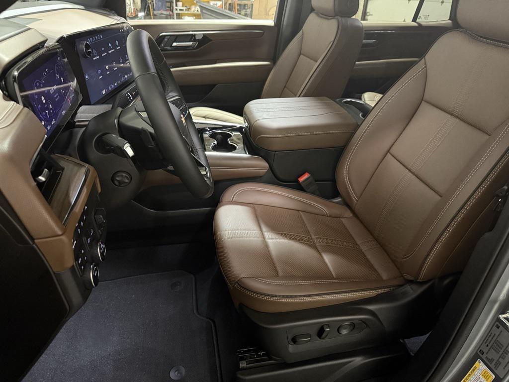 used 2025 Chevrolet Tahoe car, priced at $77,349