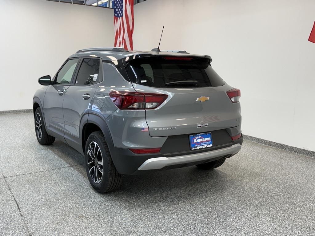 new 2025 Chevrolet TrailBlazer car, priced at $22,249