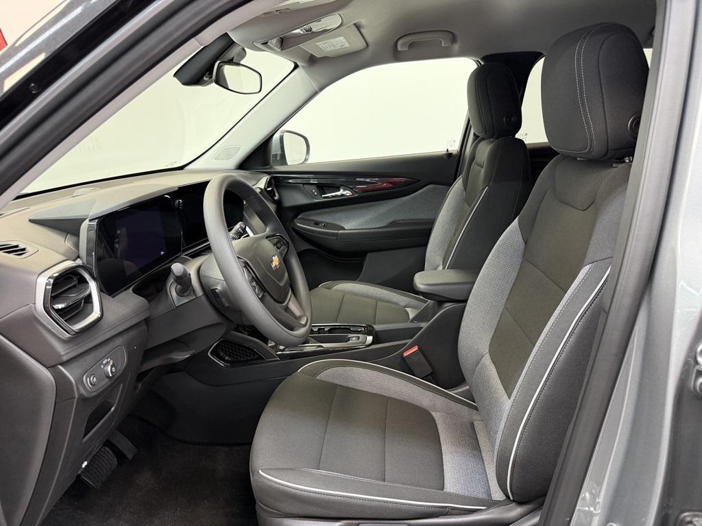 new 2025 Chevrolet TrailBlazer car, priced at $22,249