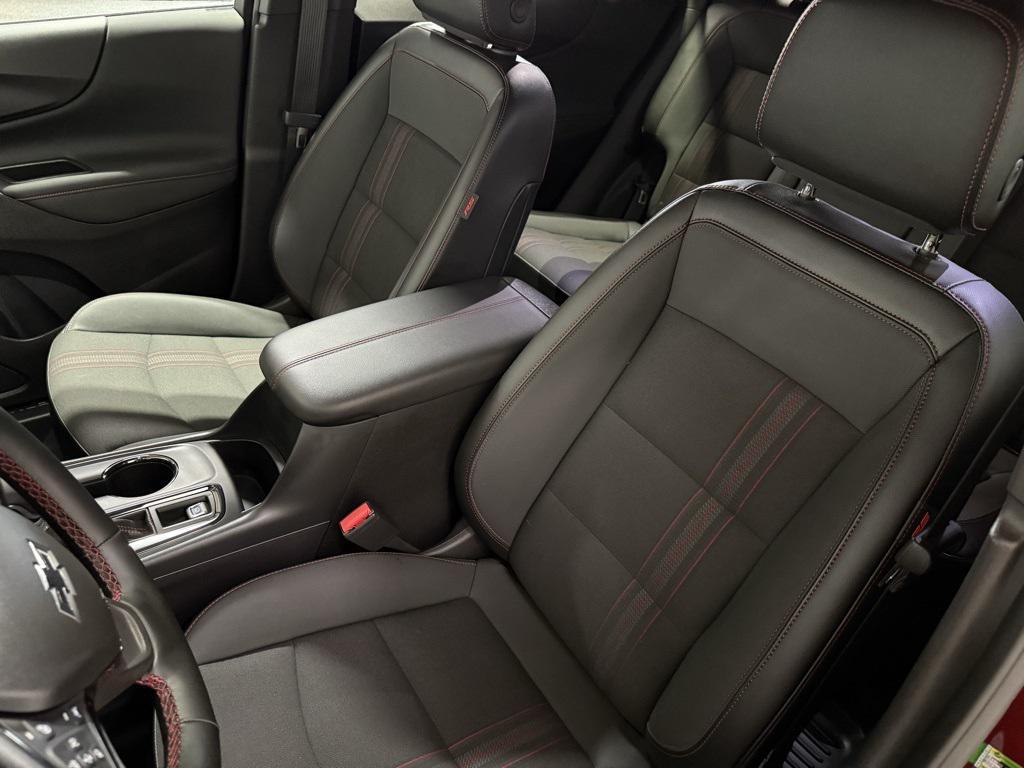 used 2024 Chevrolet Equinox car, priced at $26,899