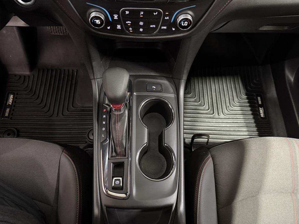 used 2024 Chevrolet Equinox car, priced at $26,899