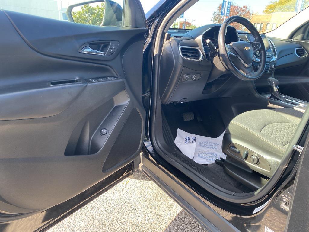 used 2022 Chevrolet Equinox car, priced at $20,990