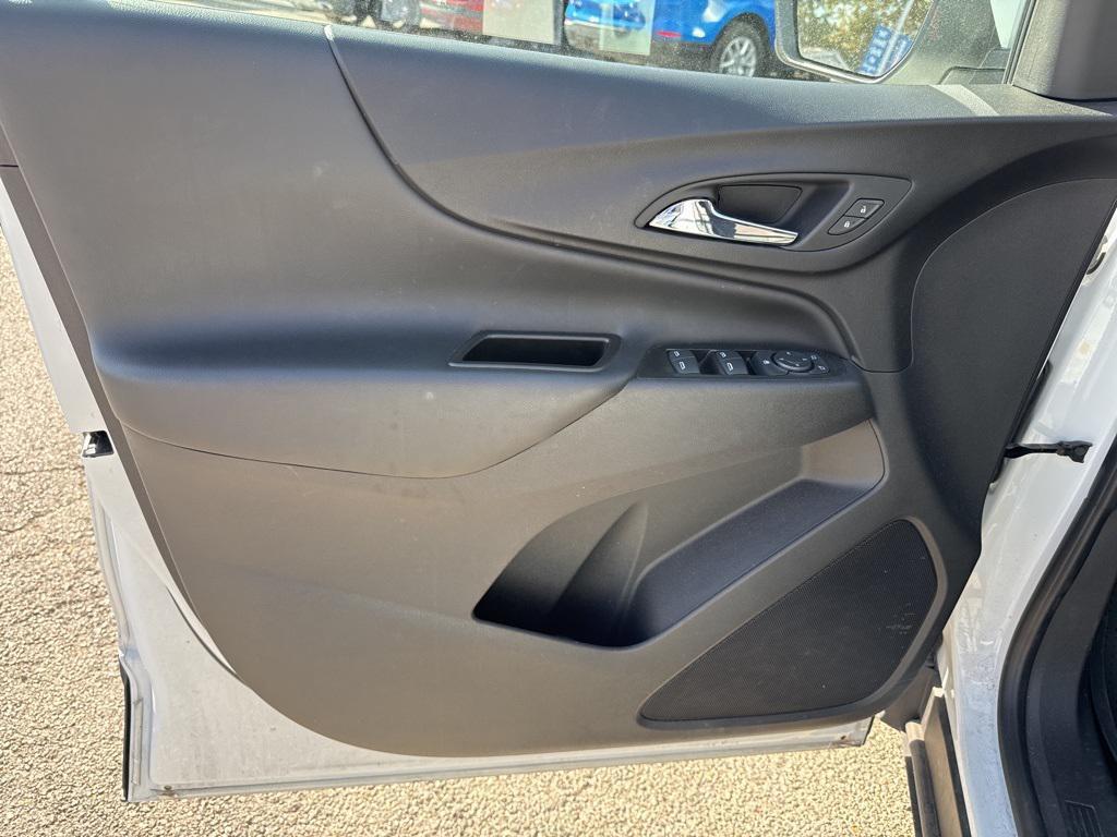 used 2023 Chevrolet Equinox car, priced at $21,990