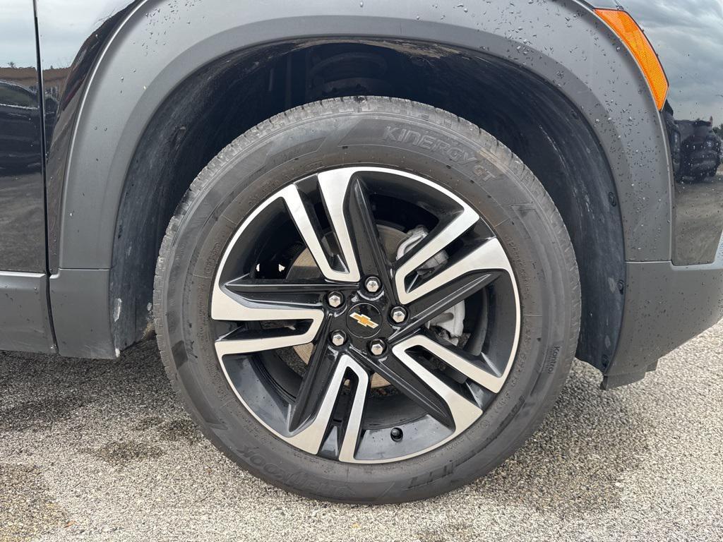 used 2023 Chevrolet TrailBlazer car, priced at $21,812