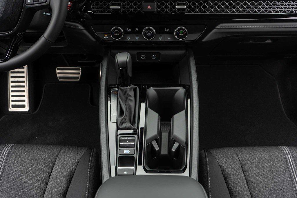 new 2025 Honda Accord Hybrid car, priced at $35,305